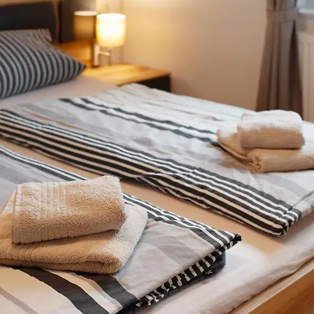 بيت للعطل Poolhaus Am Leuchtturm Bastorf